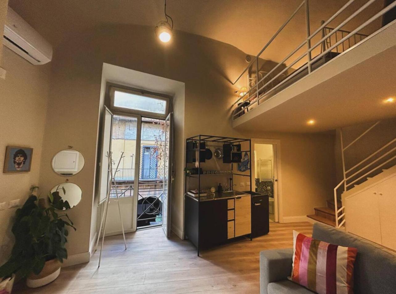 Casa Diva A 5 Passi Dal Museo Archeologico Appartement Napels Buitenkant foto